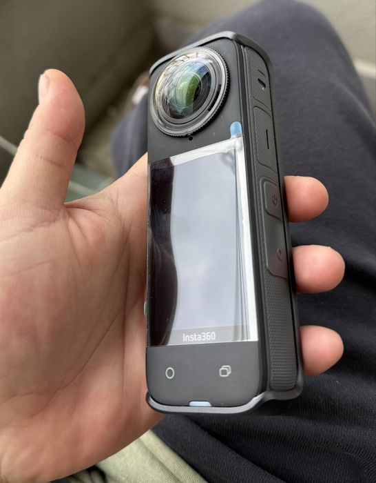 Камера Insta 360 X4