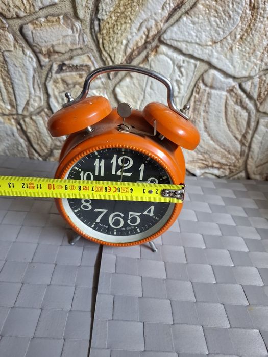 Часовник made GDR