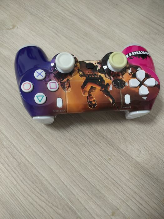 Джойстик от PlayStation 4