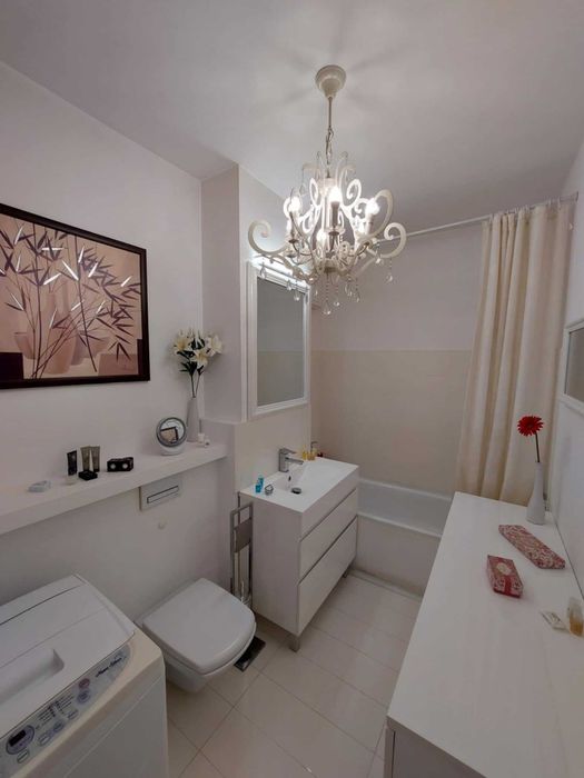 Apartament 68 mp utili