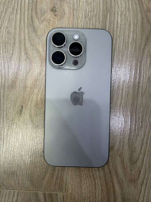 IPhone 16 pro 256 gb