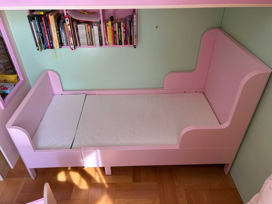 Продавам легло за малки и по-големи принцеси 120 лева.