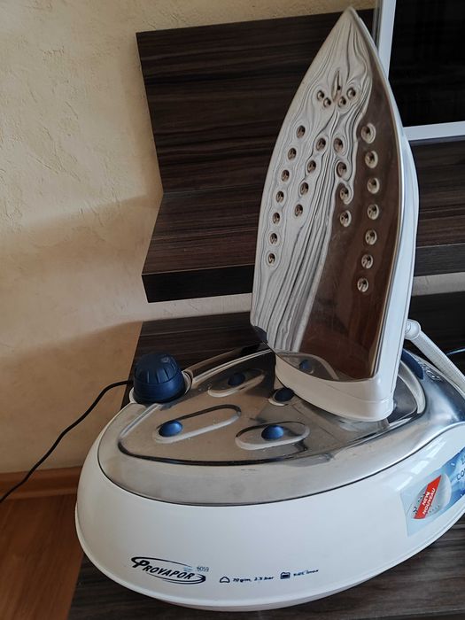 продам Утюг-парогенератор