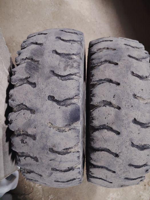 Шины на кару 7.00-12