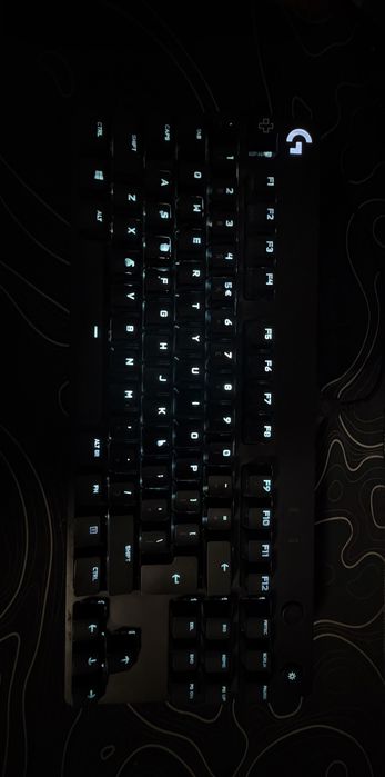 vand tastatura mecanica logitech