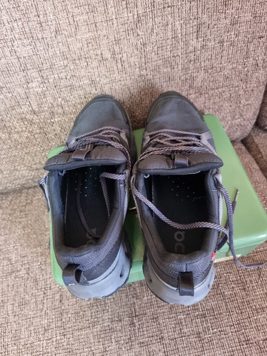 Adidasi alergare on cloude nr 42.5