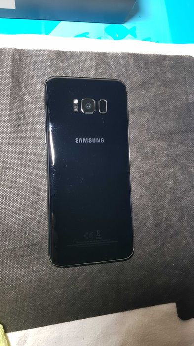2 telefoane Samsung S8+