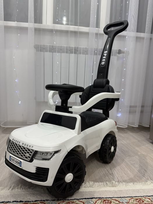 Машинка толокар в отличном состоянии