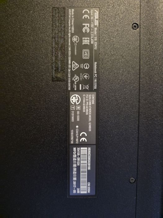 Vand laptop Asus X541UAK