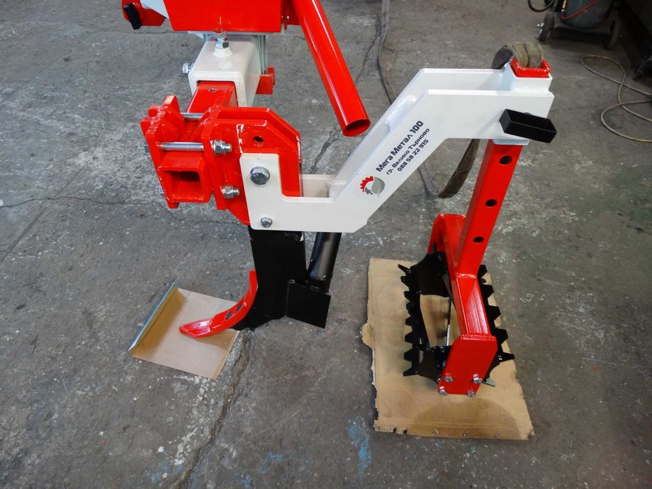 Рогата торачка / Продълбочител с торовнасяне