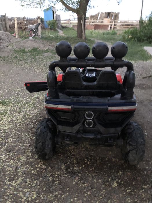 Машина сатам 50к