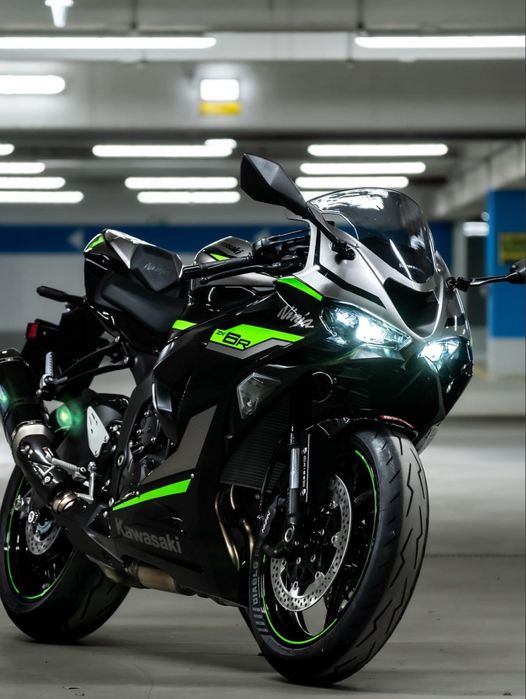 kawasaki zx1000 ' Auto, moto si ambarcatiuni ' OLX.ro