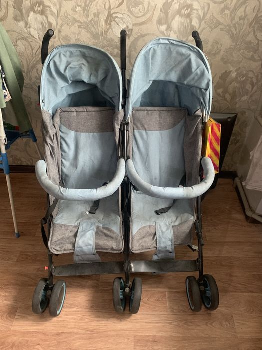 Продам Коляску для двойни