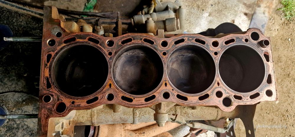 Продам мотор 2tr-fe.