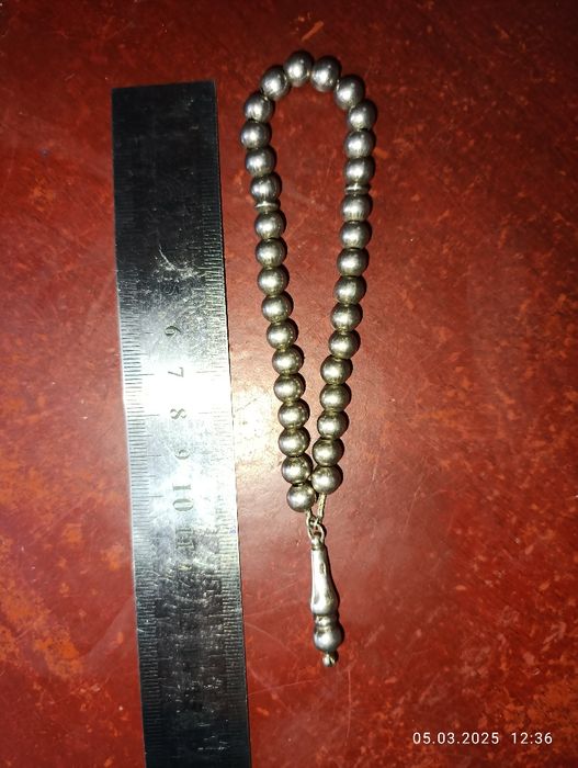 Гумис тасбех сатылады.