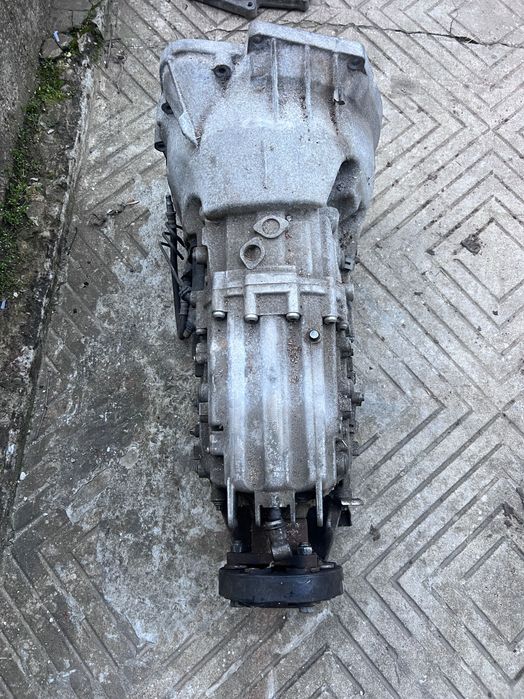 Скоростна кутия за BMW E60 3.0D БМВ 6 степенна BMW E61 M57 gs6-53dz