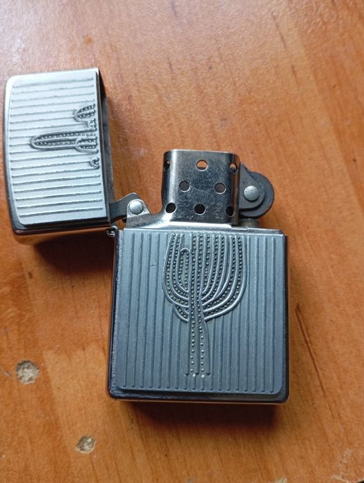 Запалка Zippo и отоплител за ръце