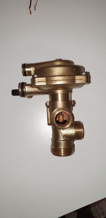 Vana 3 cai Immergas Eolo Mini 24 kw, kit-ul Membrana noua !!!