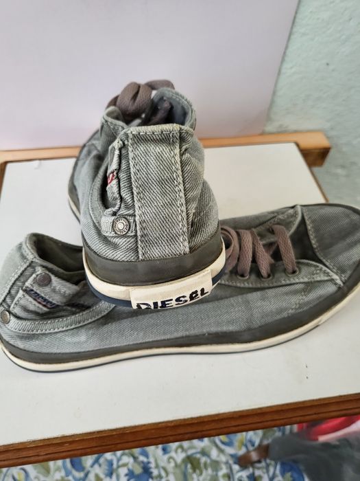 De vinzare teniși original Diesel denim.