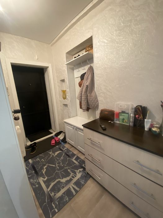 Продается 1 комнатная на КЖБИ