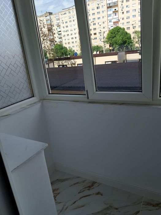 Vand apartament 2 camere, Calea Aurel Vlaicu,  zona Fortuna, Arad