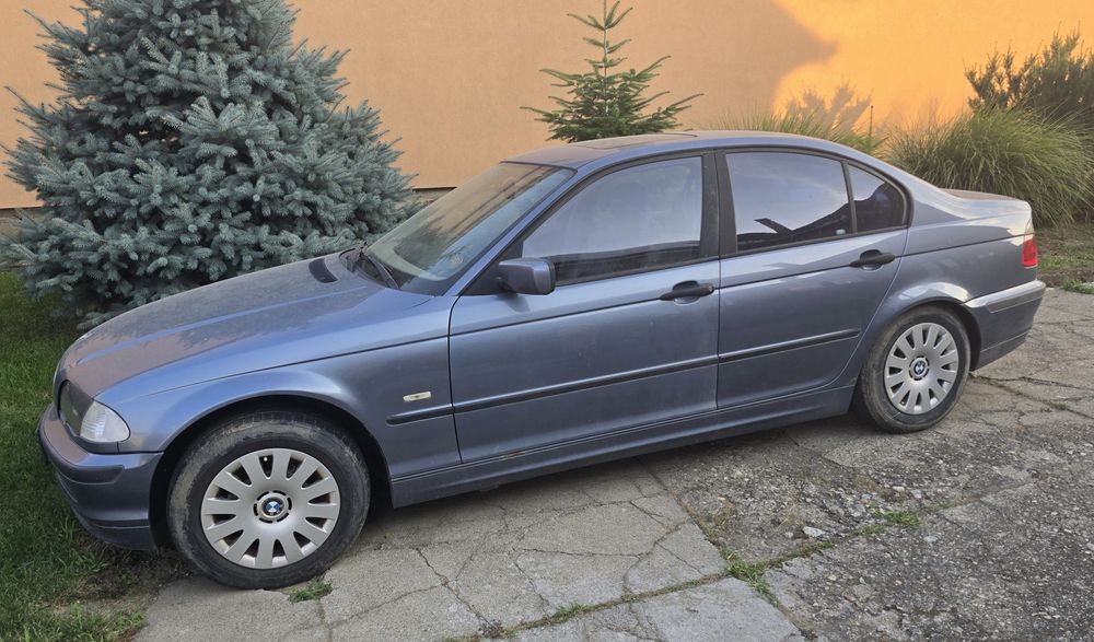 Vând BMW Seria 3