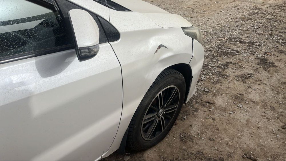 Продам срочно Toyota Corolla кузов 180