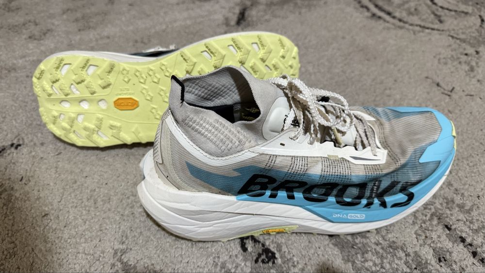 Brooks Cascadia Elite