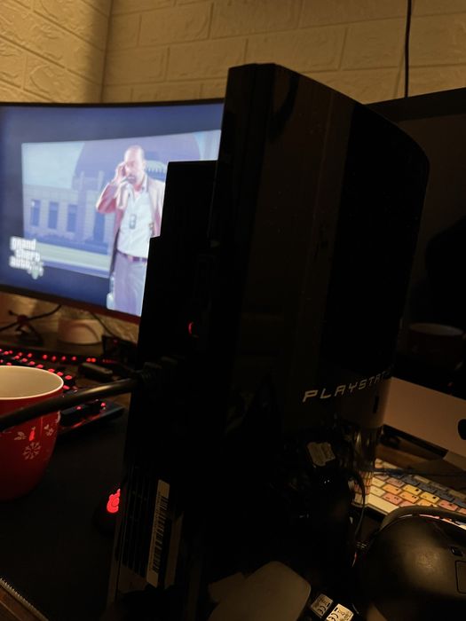 Consola Playstation 3 modata cu jocuri(ps3 modat)