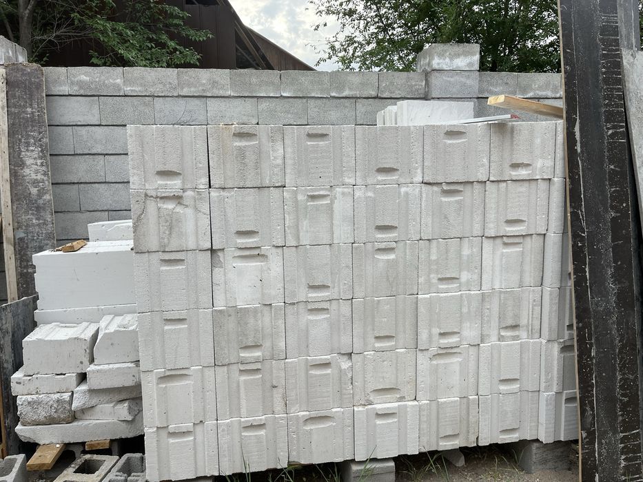 Продам газаблок 30см