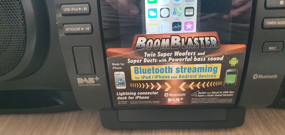 Boombox jvc RV-NB100B