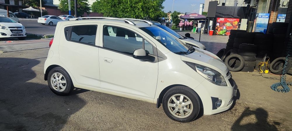 Spark 2015 yil 3 pozitsa