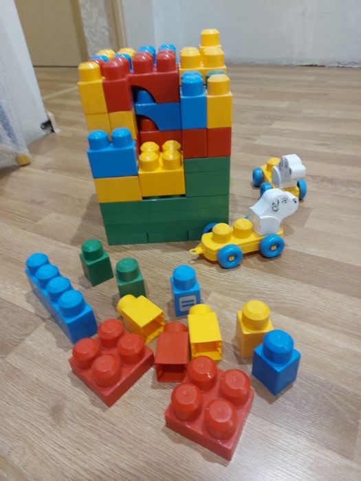 Конструктор для малышей