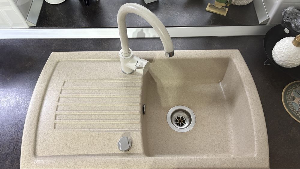 Vand chiuveta compozit