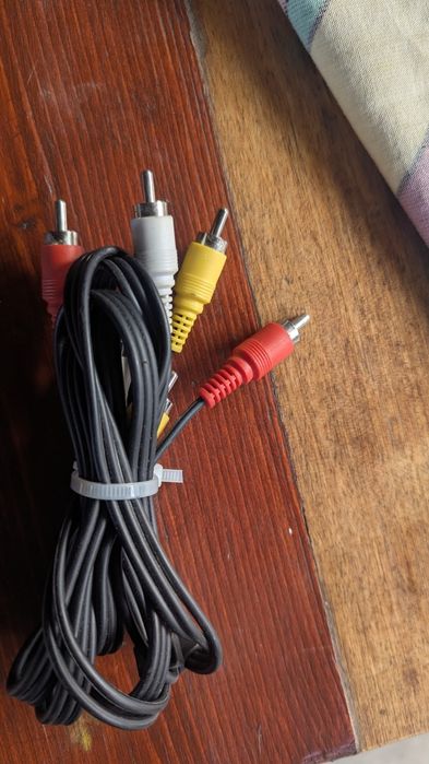 Cabluri audio, video, internet