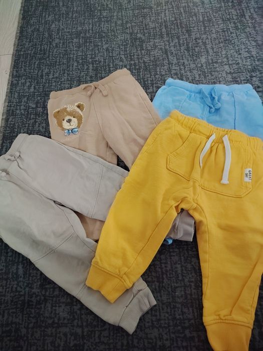 Pantaloni băieți