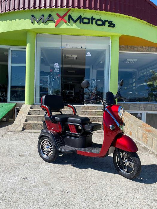 ТОП ОФЕРТА Електрическа триместна триколка MaxMotors X2 1500W RED