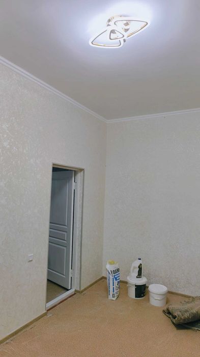 квартира Камолот уйларидан