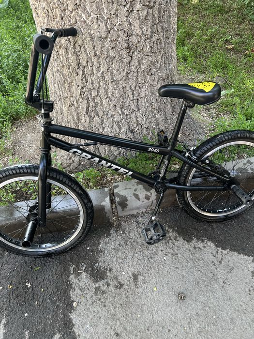 Велосипед черный