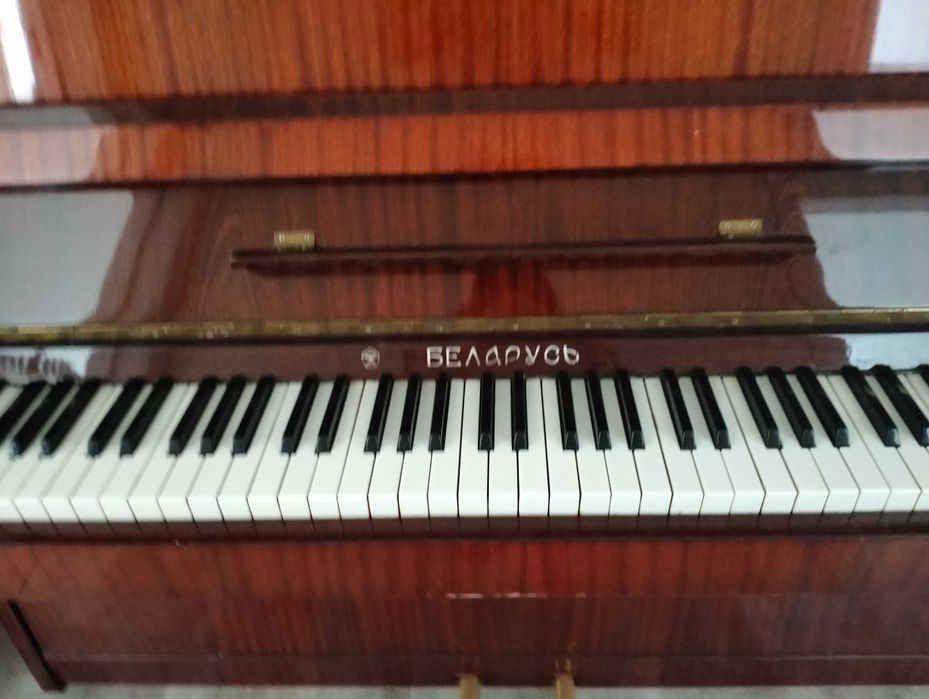 Продам пианино "Беларусь*