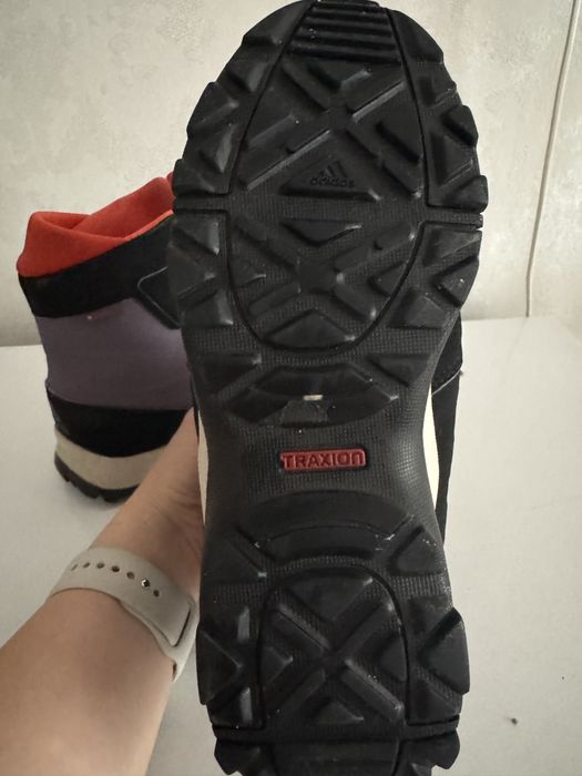 Продам обувь р 36-37