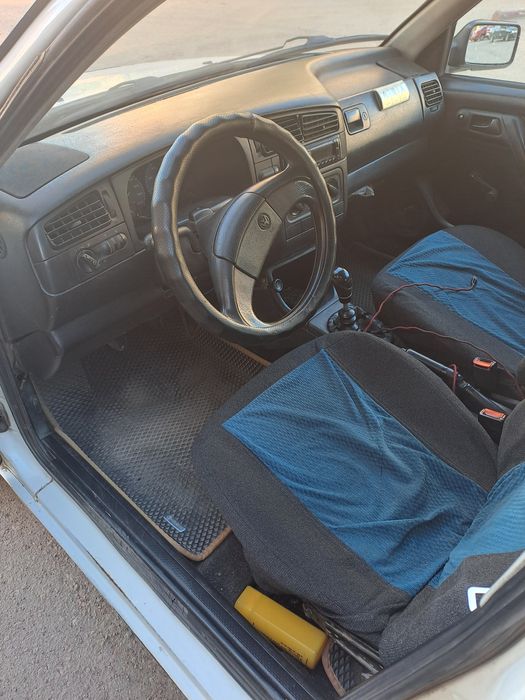 Продам Golf 3 1994г