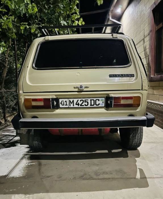Lada niva 4x4  16000