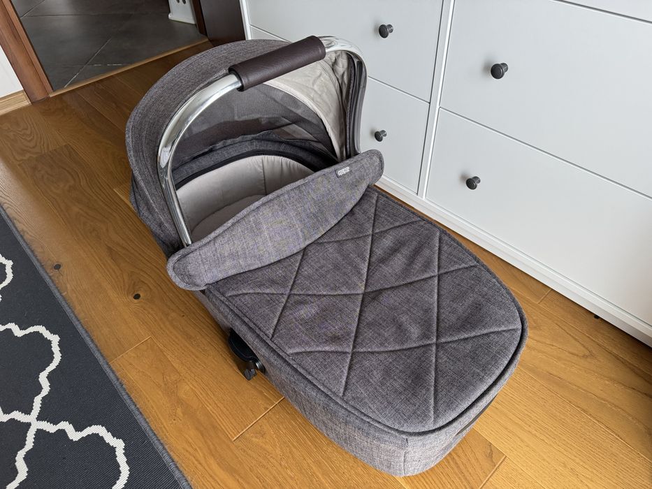 Кош за новородено Mamas & Papas Ocarro