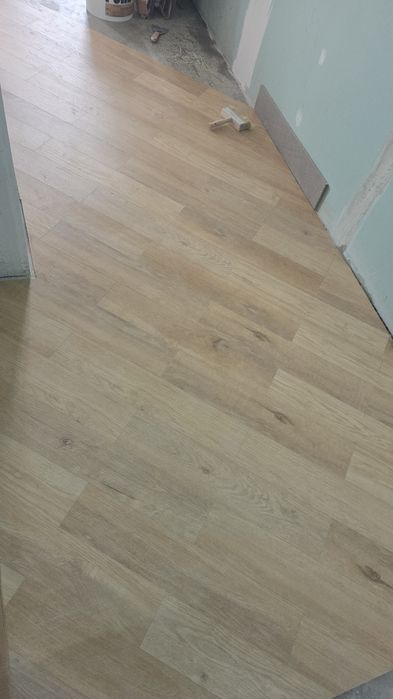 Продаётся кварцвинил ламинат