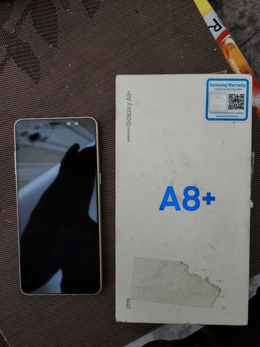 Продам легендарный Samsung A8 Plus!