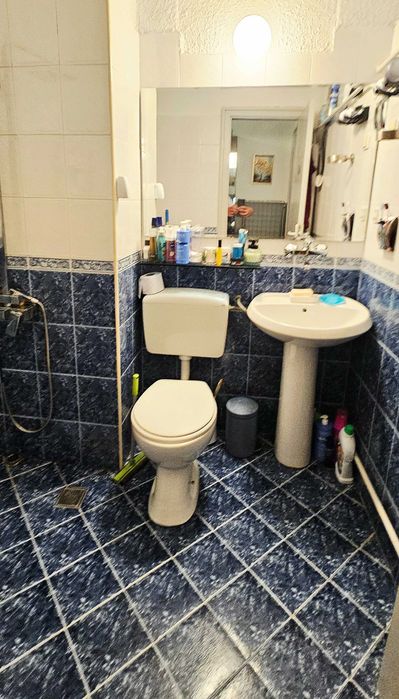 Продава се Тристаен апартамент в София, Надежда 2 - 75 кв.м за 2200 €/кв.м - Снимка #17