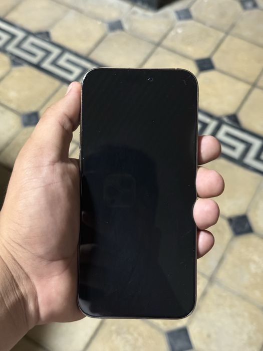 iPhone 16 Pro Maz