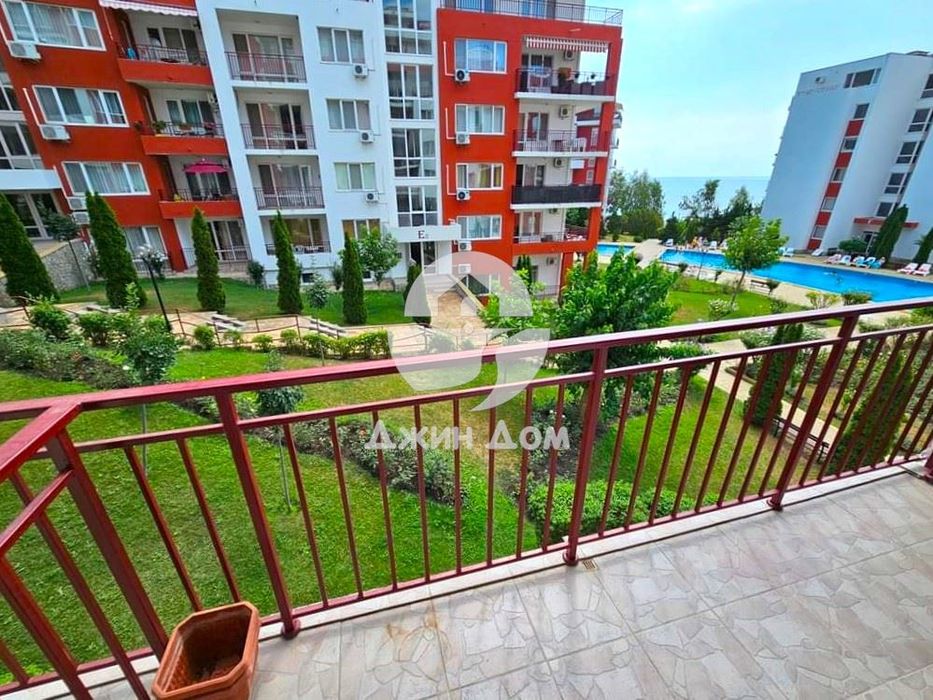Продава се Тристаен апартамент в Свети Влас - 120 кв.м за 955 €/кв.м - Снимка #9