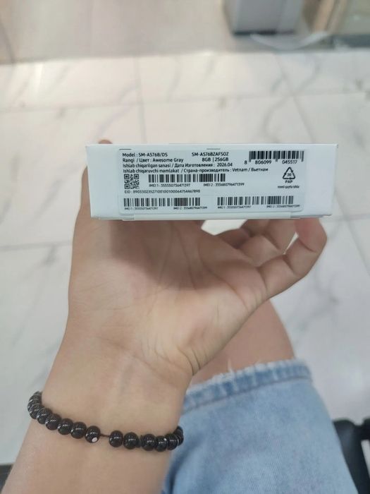 Yangi karobka telefon xali karobkasi ochilmagan 1 yil kafolati bilan